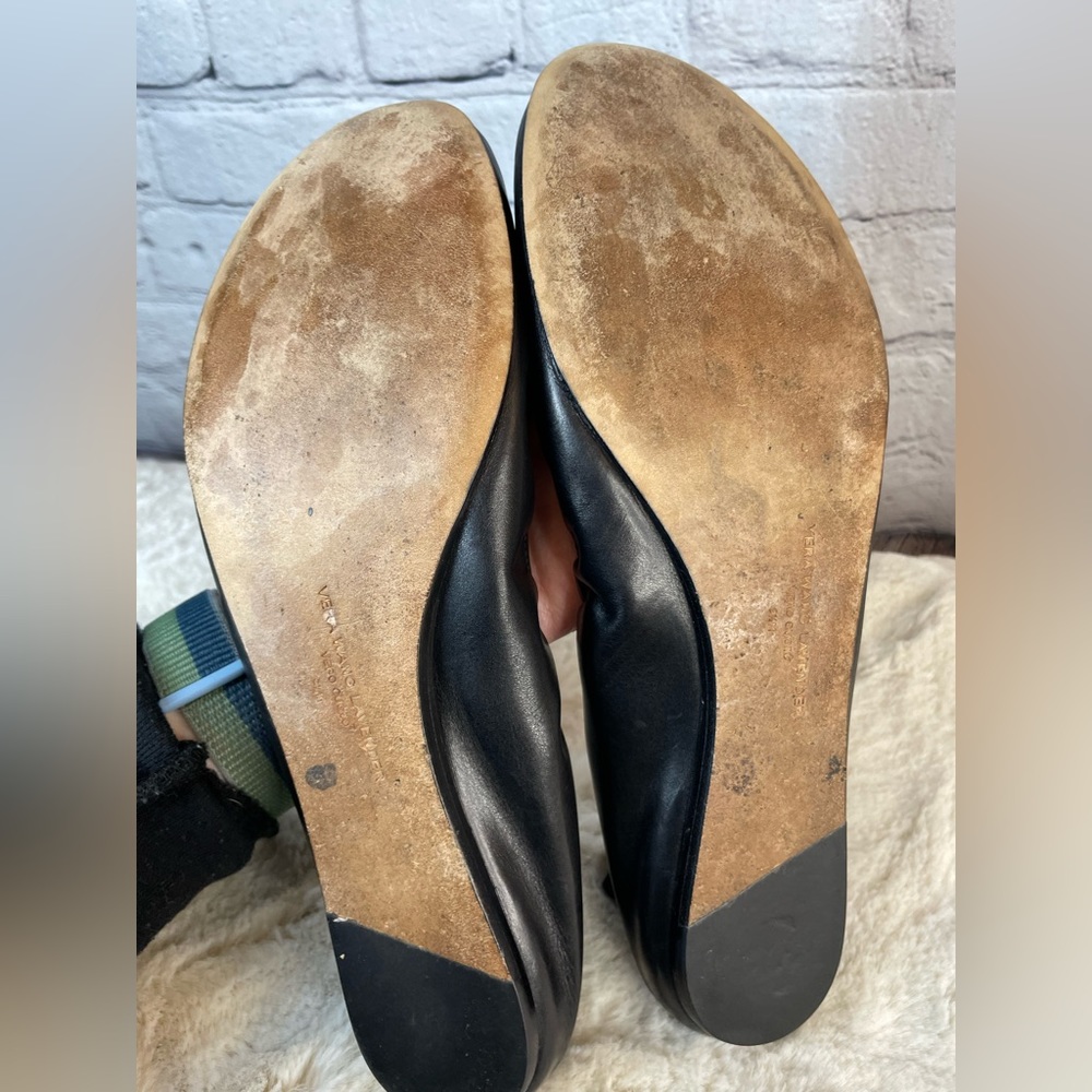 vera wang lavender flats